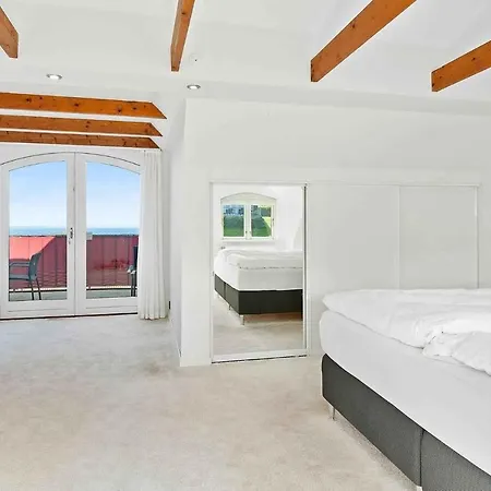 With Pool And Panoramic View Of The Sea Semesterbostad *