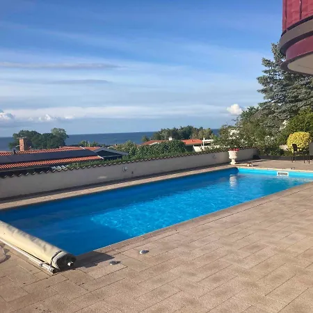 Semesterbostad With Pool And Panoramic View Of The Sea